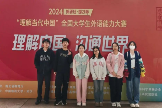 1749804571585910.jpg 222.jpg