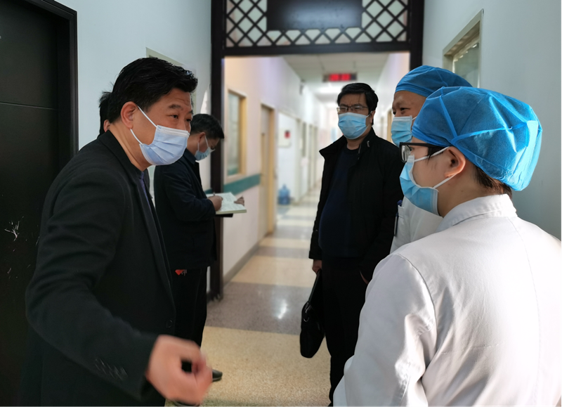 医管公司副总裁陈杰率队深入医院一线 晓实情 支实招 促实效