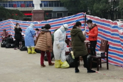 黄石矿务局医院首批12名新冠肺炎患者出院